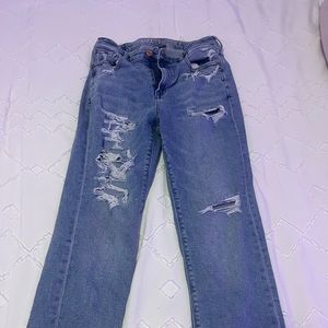 American Eagle Stretchy Mom Jean